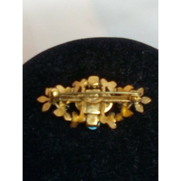 Vintage black stone faux Turquoise goldtone  fillgree brooch - Picture 3 of 3